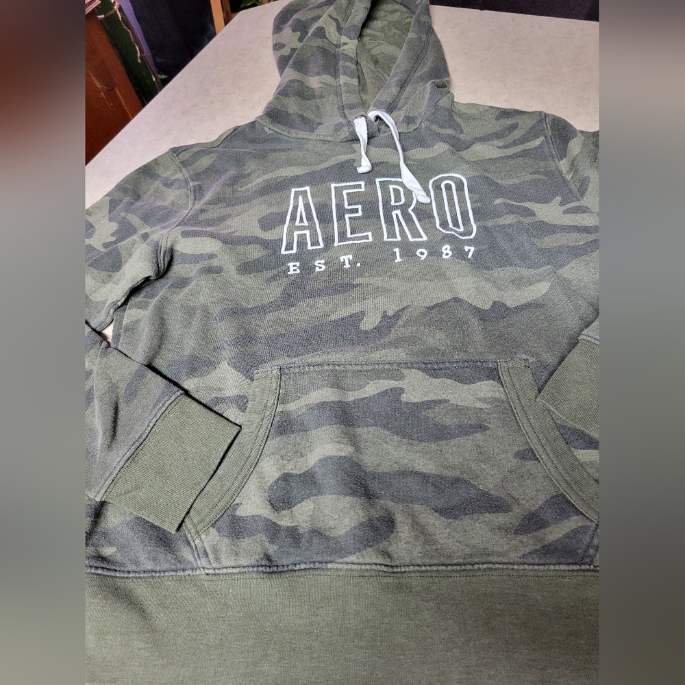 Aeropostale women size small camo hoodie white embroidered logo - Picture 2 of 7